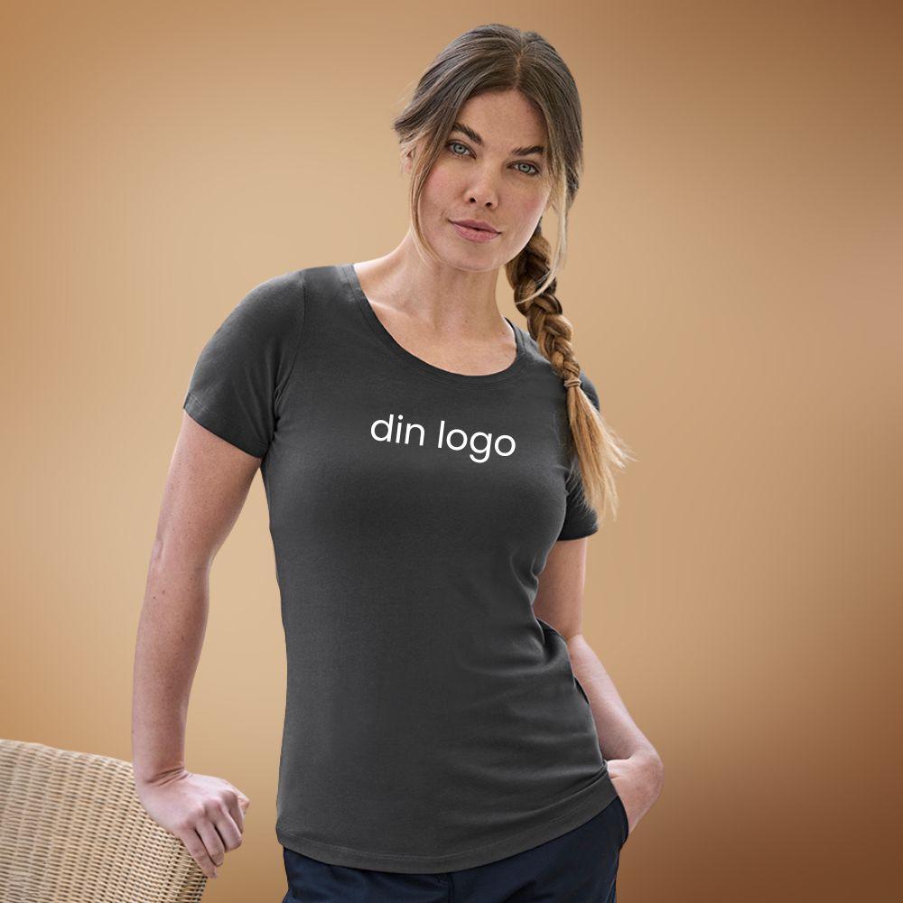 T-shirt med tryck – Stretch T-shirt för dam i figursydd design
